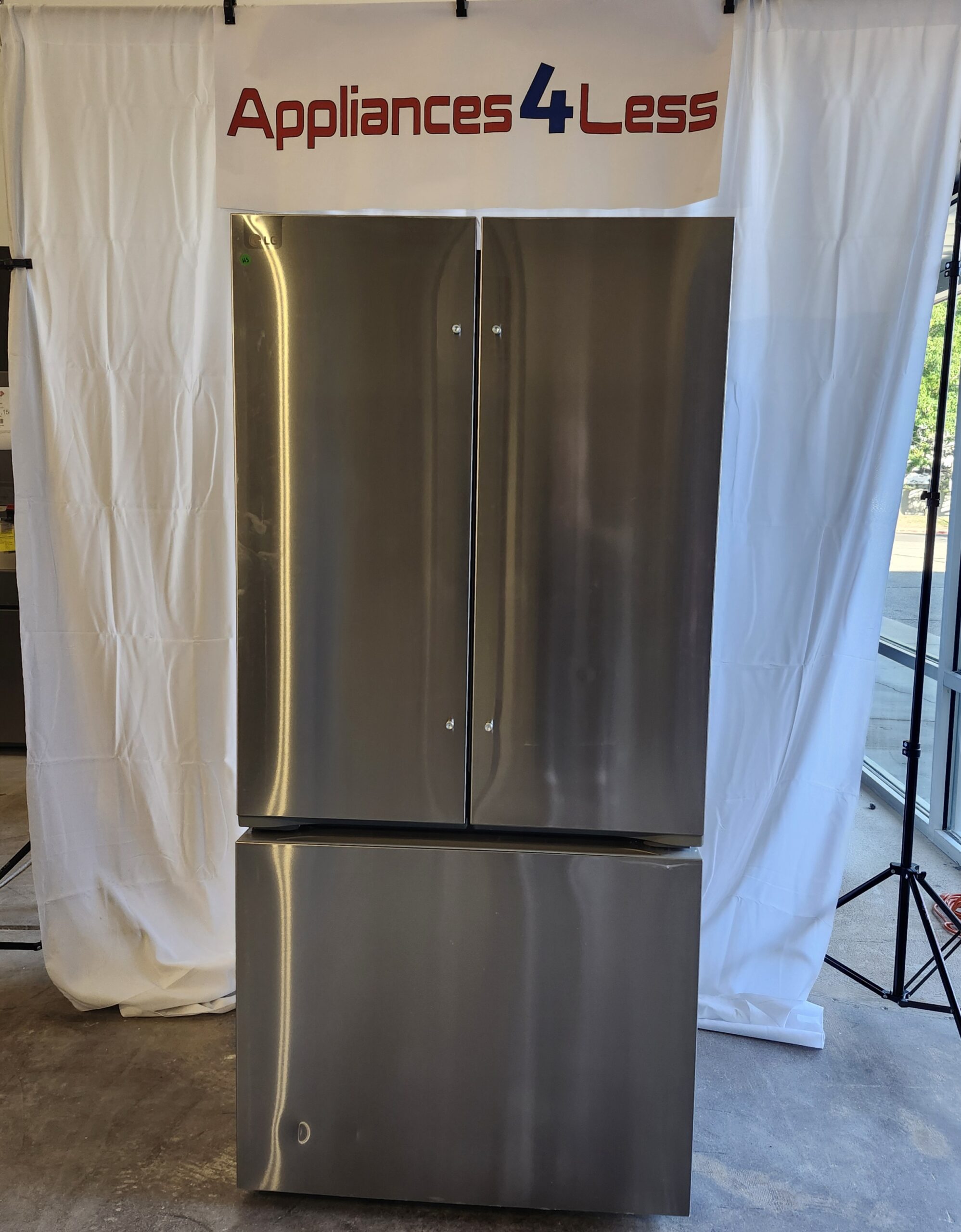 LF21G6200S-1 21 cu. ft., 3-Door French Door, Counter-Depth MAX™ Refrigerator - Image 1