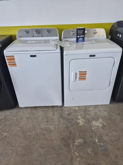 Gas Dryer (white)